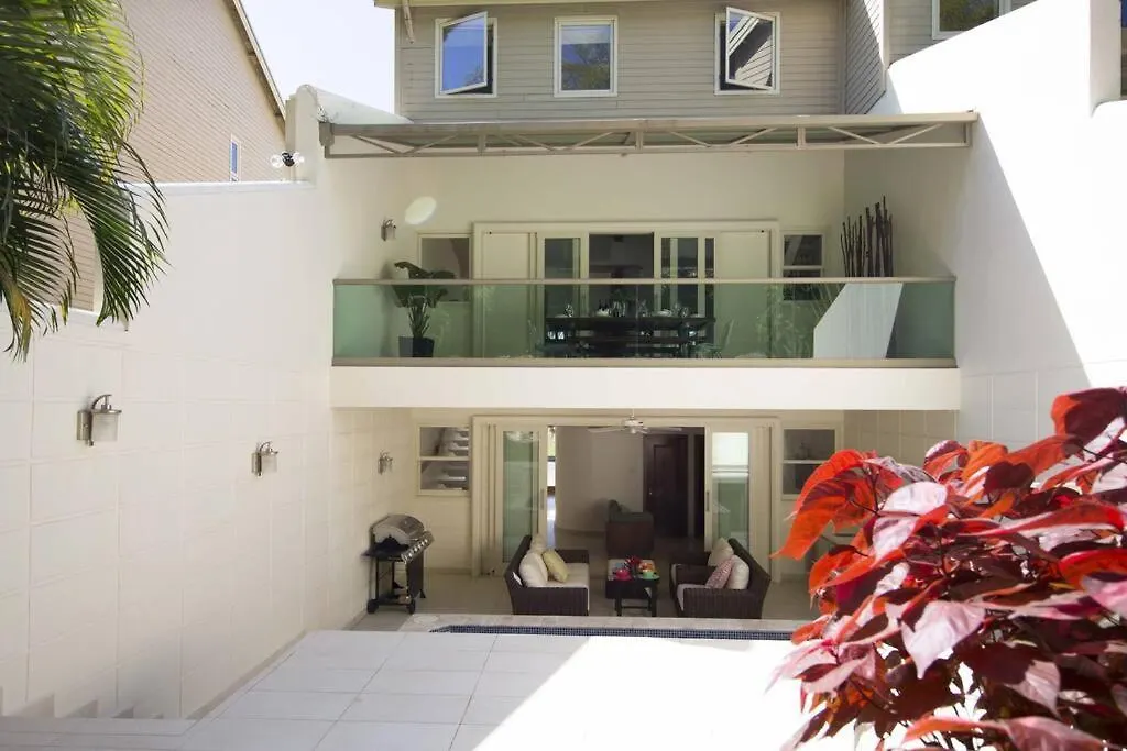 Stunning Hillside Villa, Limegrove St James Saint James Villa