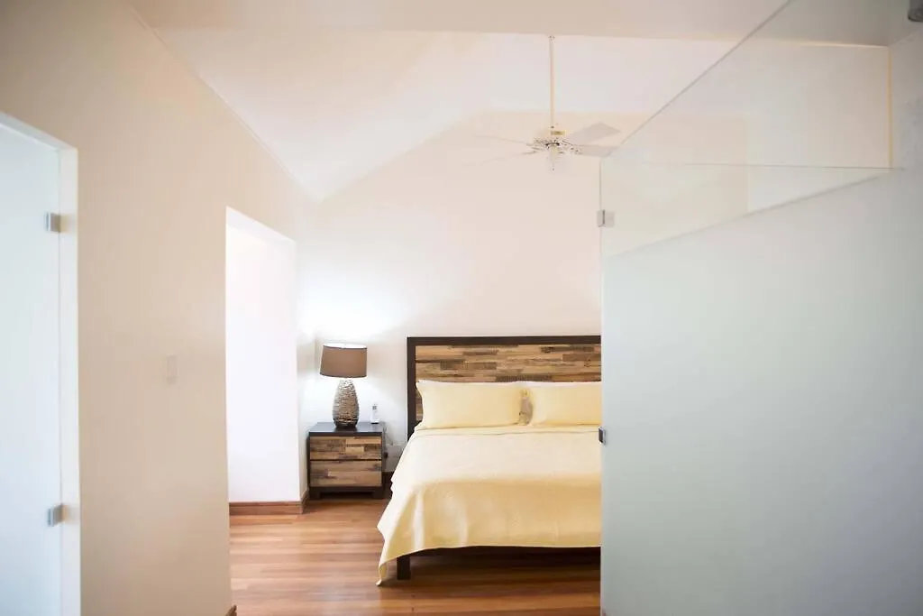 Villa Stunning Hillside Villa, Limegrove St James Saint James