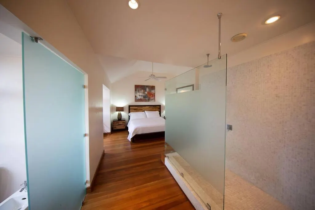 Stunning Hillside Villa, Limegrove St James Saint James 0*,